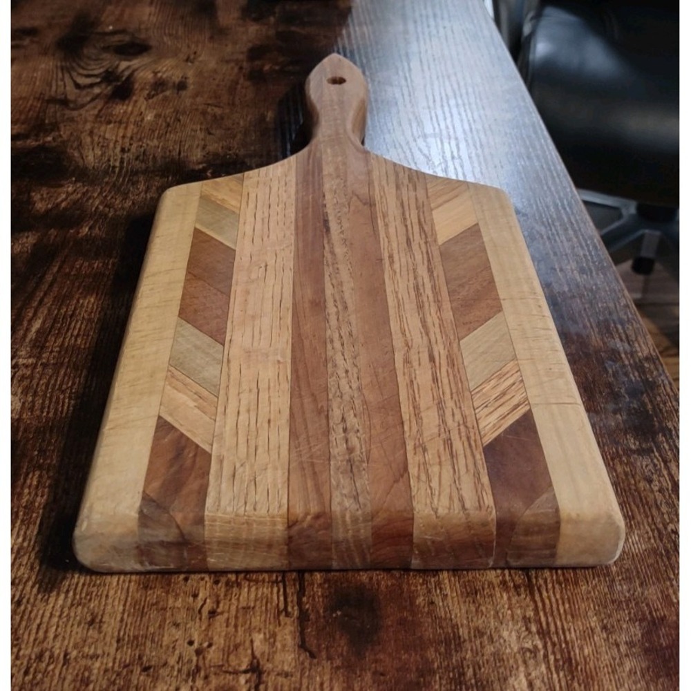 Artisan Handmade Chevron Charcuterie Board - 7x15 Walnut & Maple Inlay  1" Thick